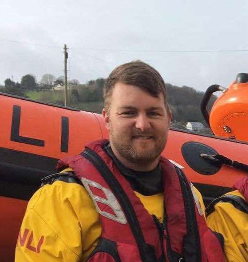 Teignmouth RNLI volunteers successfully pass training